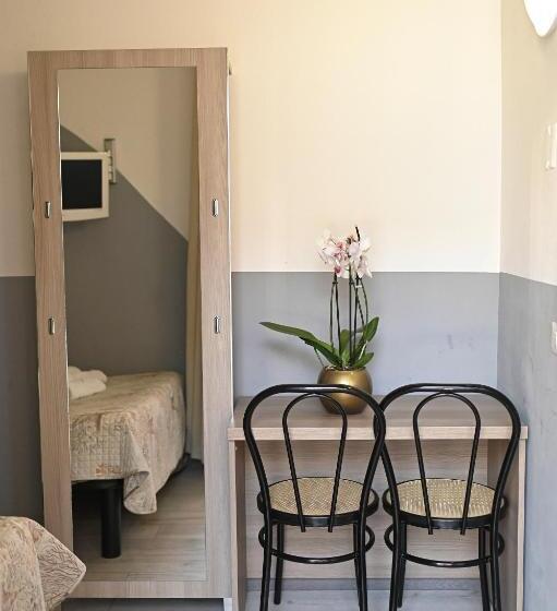 Standard room with outdoor bath, Bovisa House B&b Private Rooms