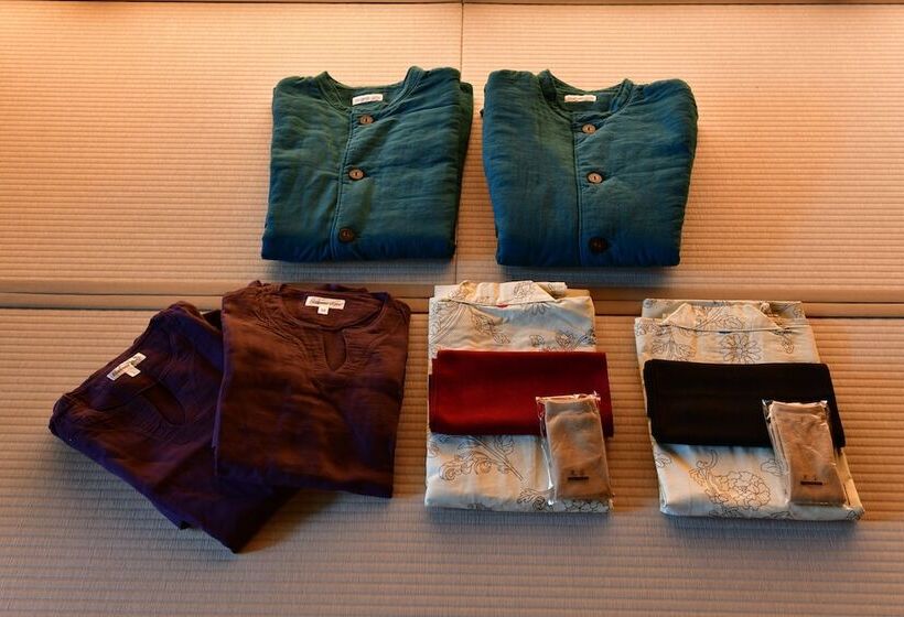 اتاق استاندارد با چشمانداز کوهستان, Balinese Onsen Ryokan Hakone Airu