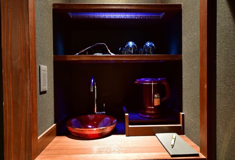 اتاق استاندارد با چشمانداز کوهستان, Balinese Onsen Ryokan Hakone Airu