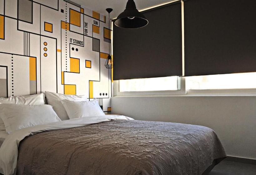 اتاق لوکس چهار تخته, The Athenians Modern Apartments