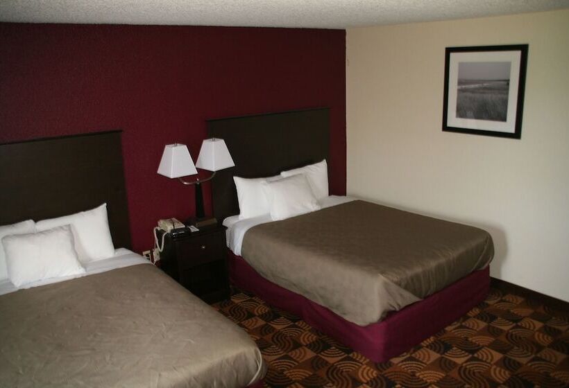 Люкс, Americinn By Wyndham Elkhorn Near Lake Geneva