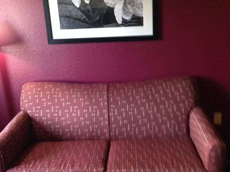 جناح بريميوم, Americinn By Wyndham Elkhorn Near Lake Geneva