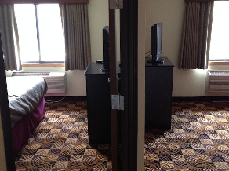 جناح بريميوم, Americinn By Wyndham Elkhorn Near Lake Geneva