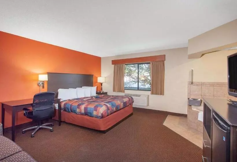Deluxe Suite King Bed, Americinn By Wyndham Ham Lake
