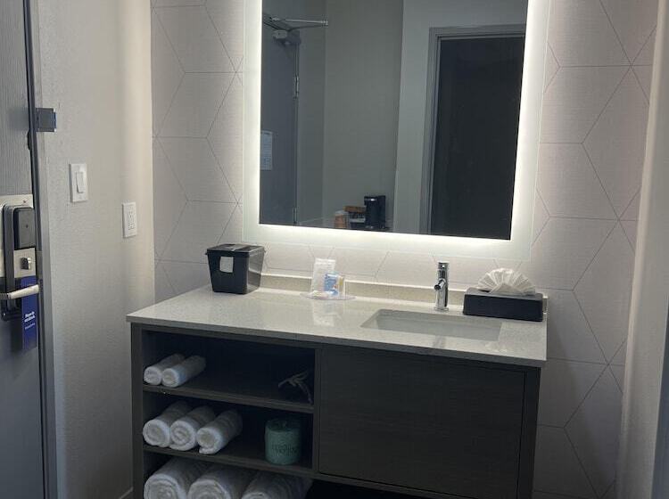 Номер Стандарт 2 Двуспальные Кровати, Comfort Inn Conroe