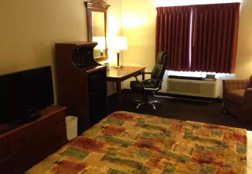 キングサイズベッドのスタンダードルーム, Baymont Inn & Suites By Wyndham San Marcos