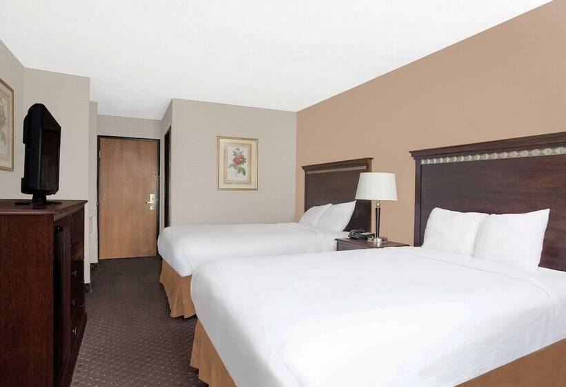 Номер Стандарт 2 Двуспальные Кровати, Baymont Inn & Suites By Wyndham San Marcos