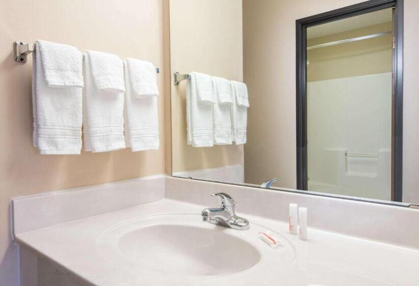 إستوديو قياسى سرير كينج, Days Inn By Wyndham Wooster