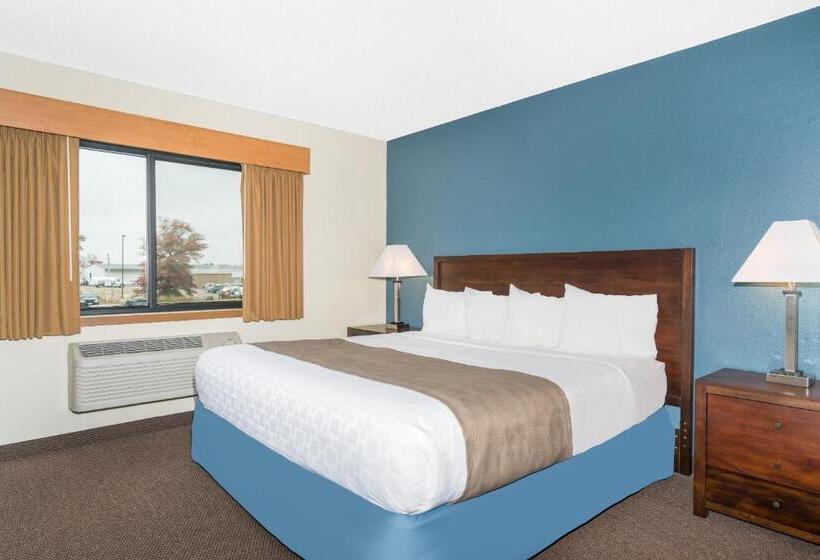 غرفة قياسية سرير كينج, Days Inn & Suites By Wyndham Baxter Brainerd Area