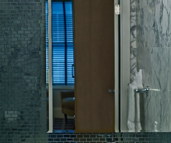 高级大房间, Square Hotel At Times Square