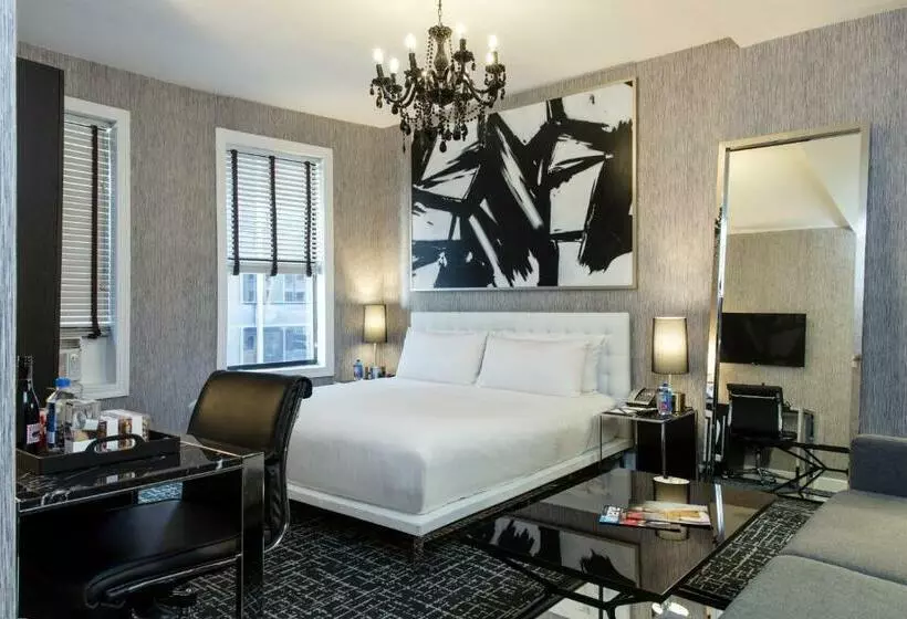 Deluxe-huone King-vuode, Square Hotel At Times Square