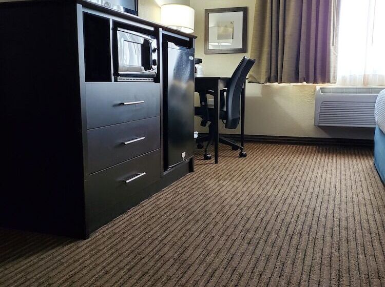 Люкс Повышенной Комфортности, Americinn By Wyndham Mankato Event Center Near Msu