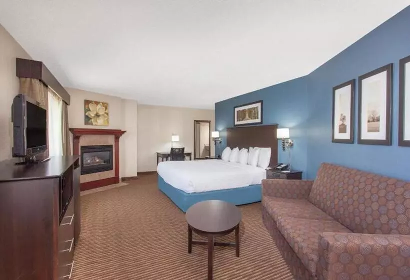 سوئیت با تخت بزرگ, Americinn By Wyndham Mankato Event Center Near Msu