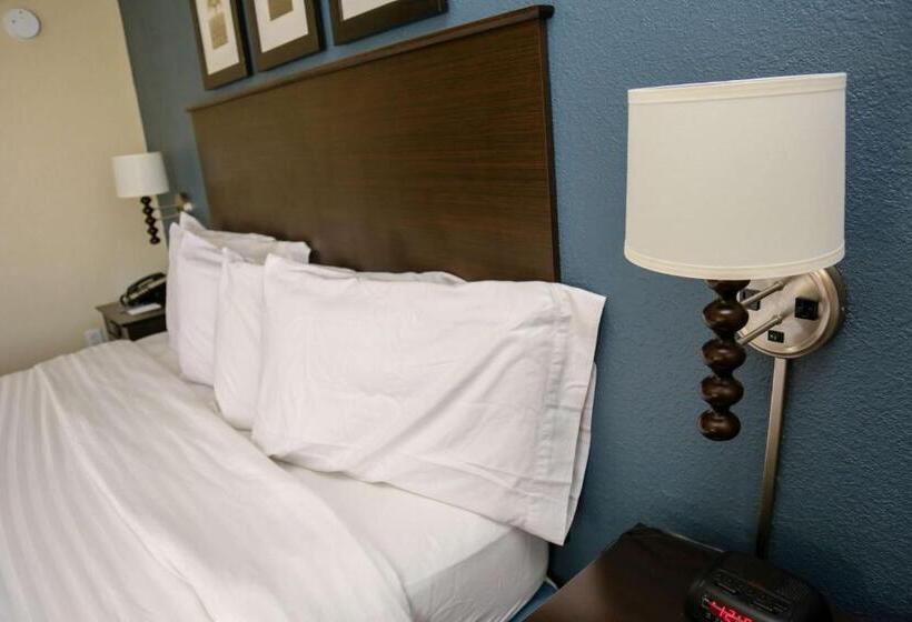 غرفة قياسية سرير كينج لذوى الإحتياجات الخاصة, Americinn By Wyndham Mankato Event Center Near Msu