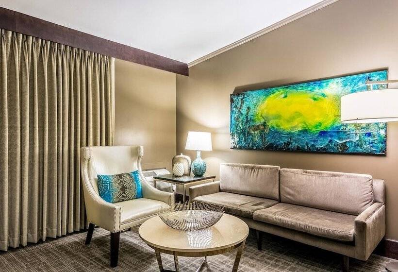 جناح لذوى الاحتياجات الخاصة, Oasis Hotel & Conv. Center, Ascend Hotel Collection