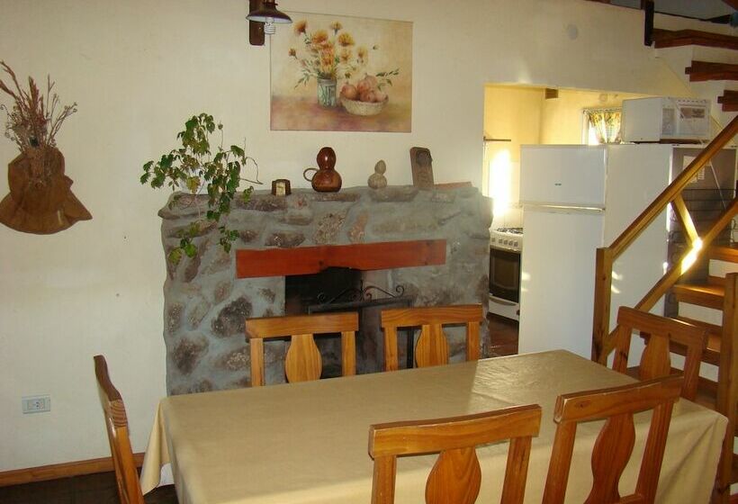 کابین, Cabañas Puerto Luna