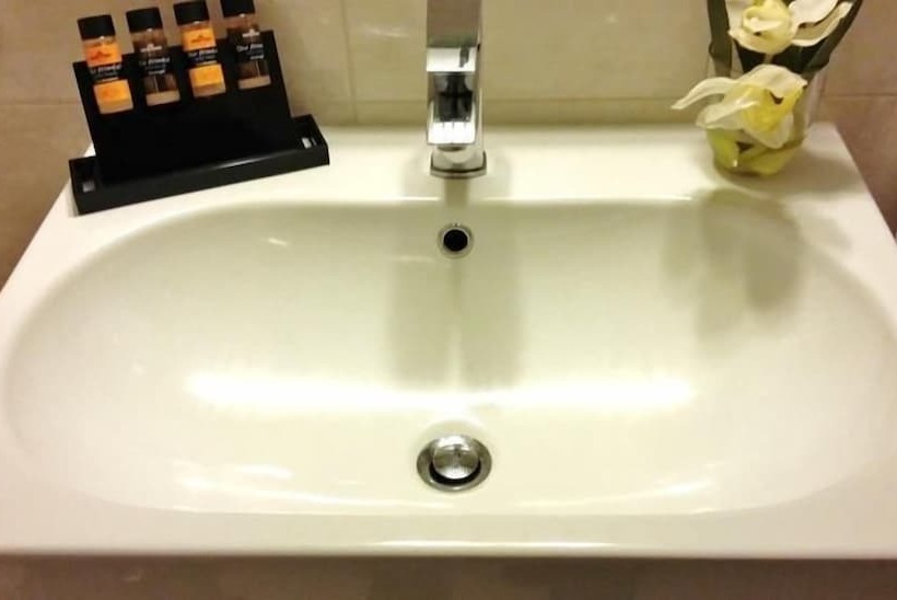 オーシャンビュースタンダードルーム, Avra