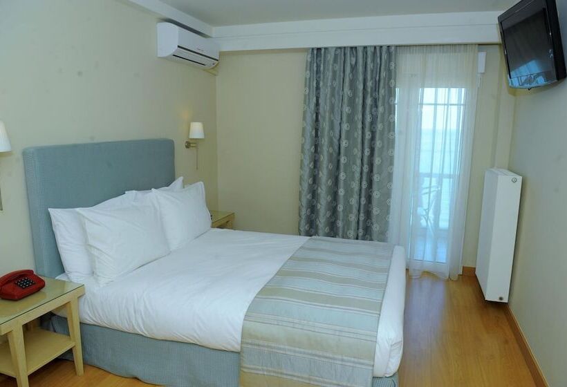 オーシャンビュースタンダードルーム, Avra