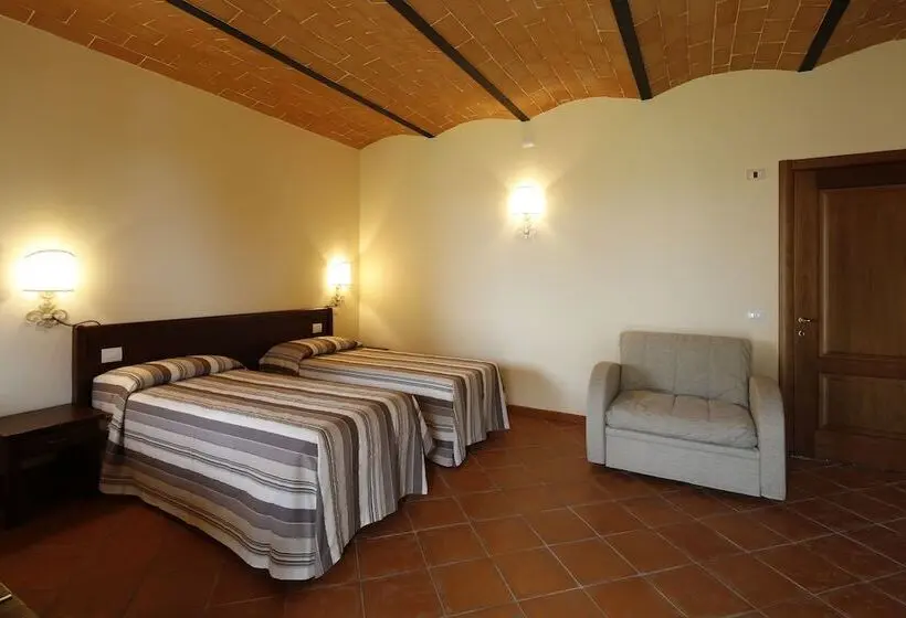 スタンダードトリプルルーム, Agriturismo Poggio Al Tufo