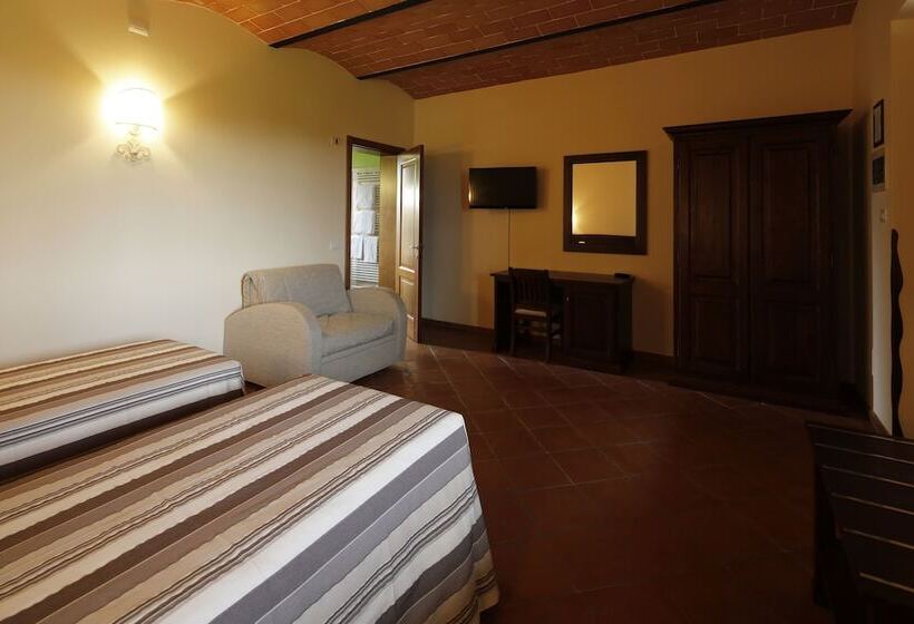 اتاق استاندارد سه نفره, Agriturismo Poggio Al Tufo