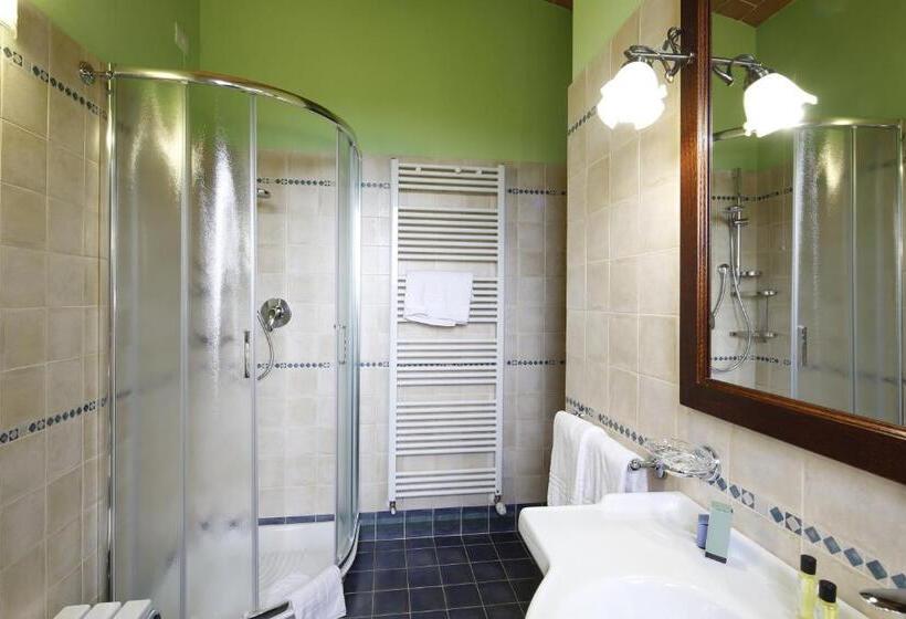 اتاق استاندارد چهار تخته, Agriturismo Poggio Al Tufo