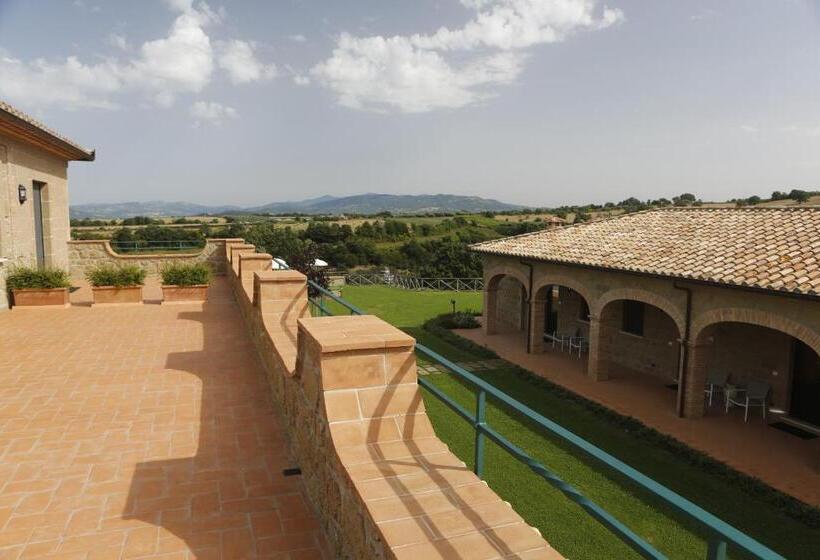 اتاق خانوادگی, Agriturismo Poggio Al Tufo