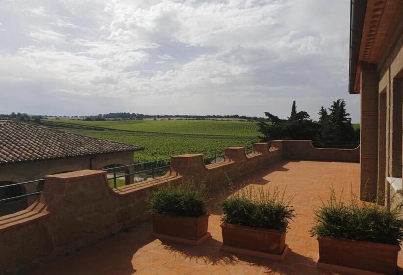 اتاق خانوادگی, Agriturismo Poggio Al Tufo