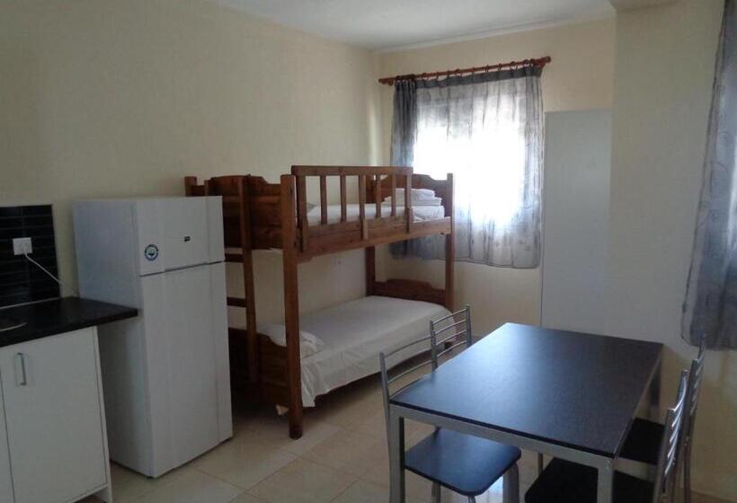 غرفة عائلية كلاسيكية, Vergina Pension