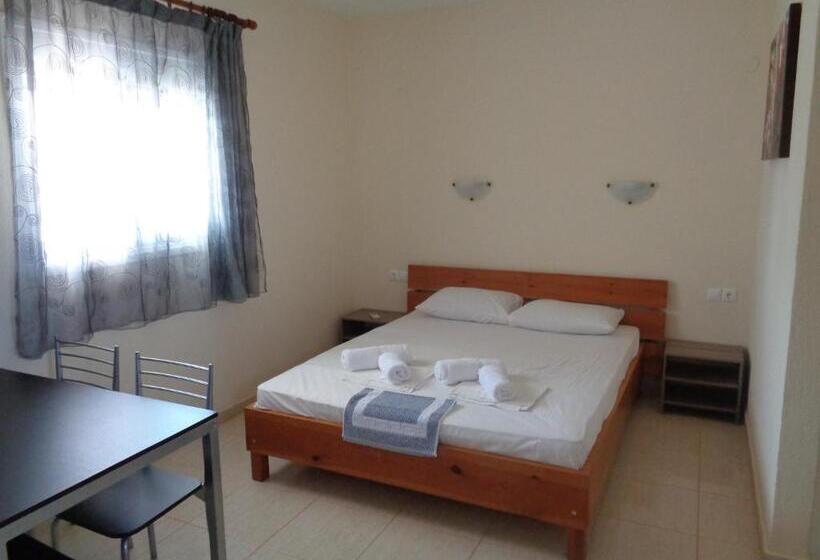 חדר משפחתי קלאסי, Vergina Pension