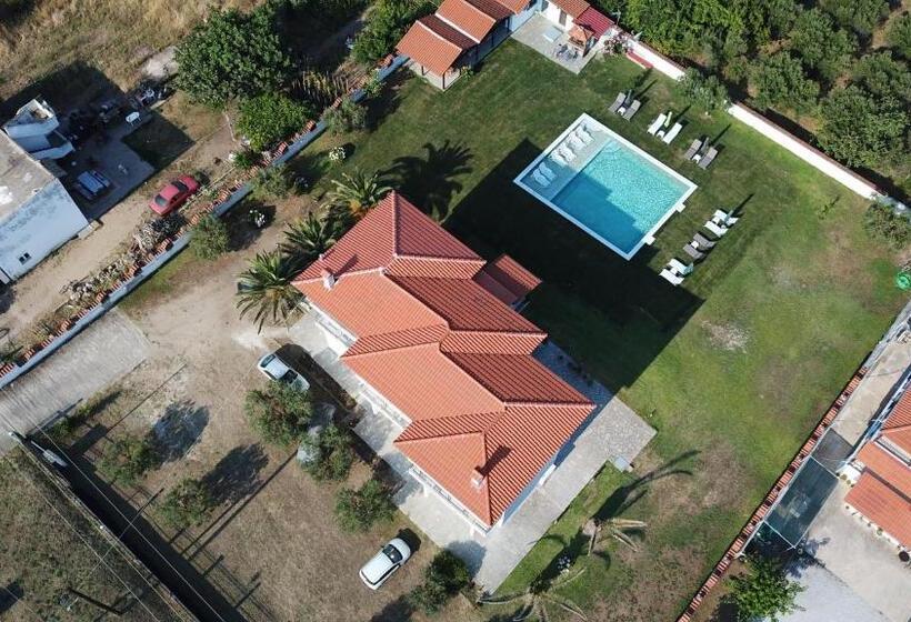 חדר משפחתי קלאסי, Vergina Pension