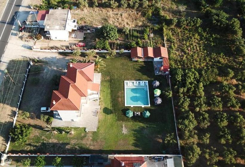 חדר משפחתי נוף לים, Vergina Pension