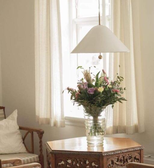 Номер Стандарт, Bellinge House