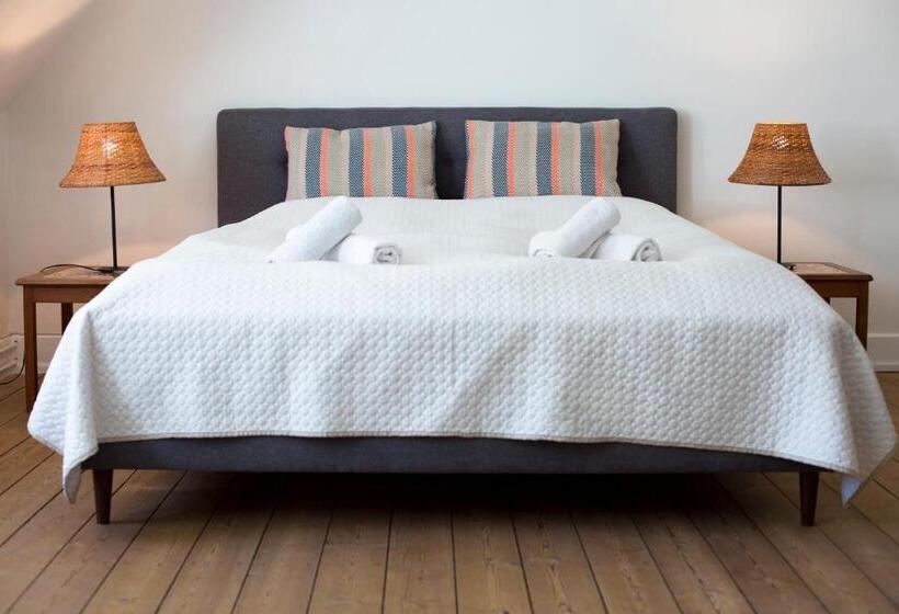 Номер Стандарт, Bellinge House