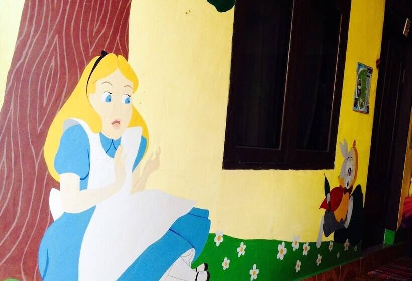 اتاق استاندارد چهار تخته, Wonderland