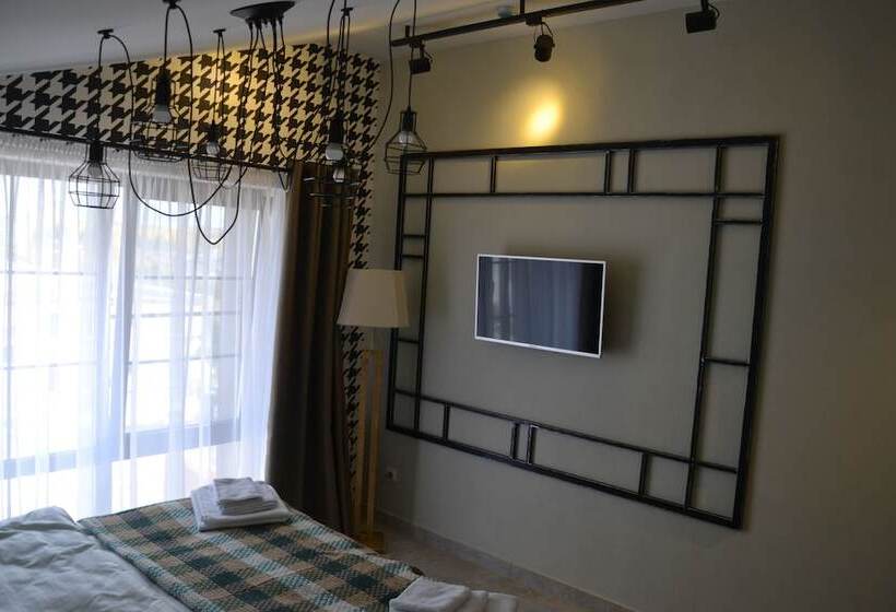 اتاق استاندارد, Sands Of Time