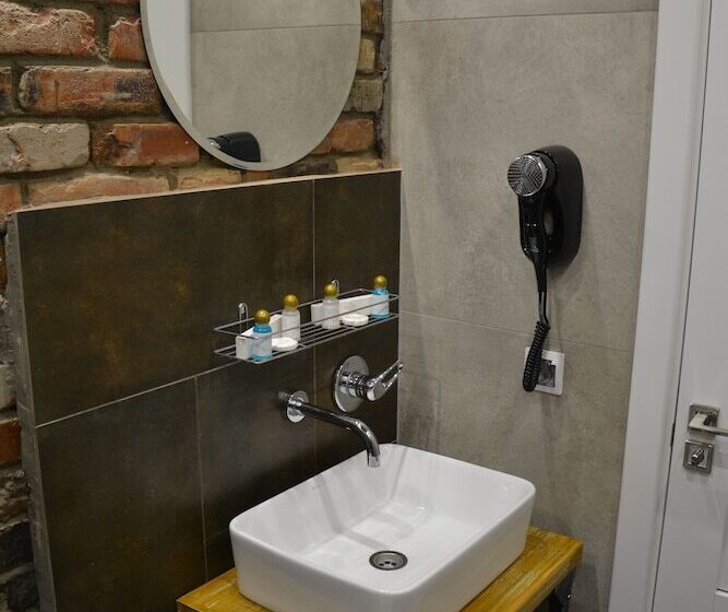 اتاق سوپریور, Sands Of Time