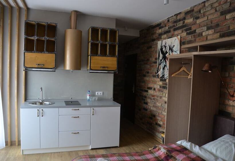 اتاق سوپریور, Sands Of Time