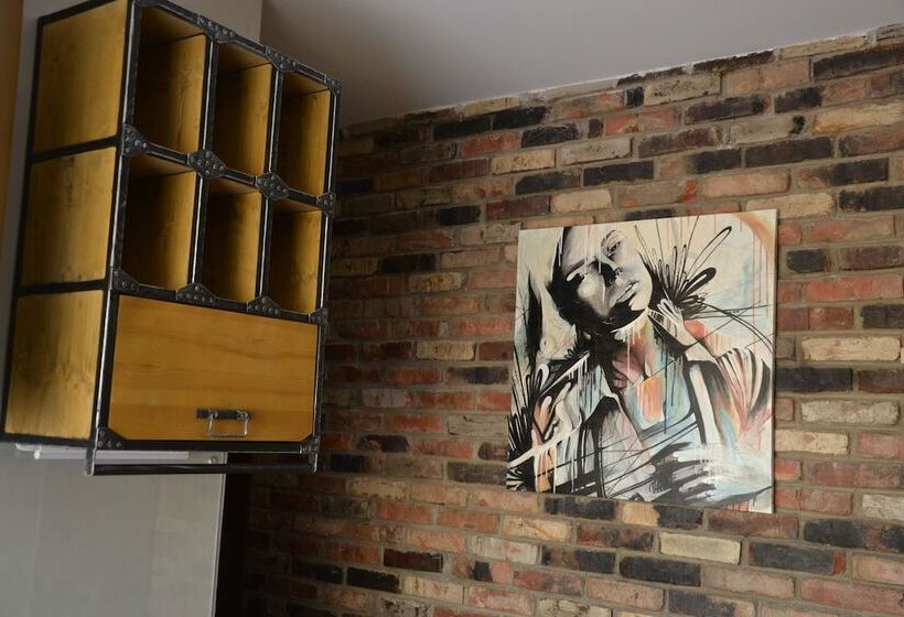 اتاق سوپریور, Sands Of Time