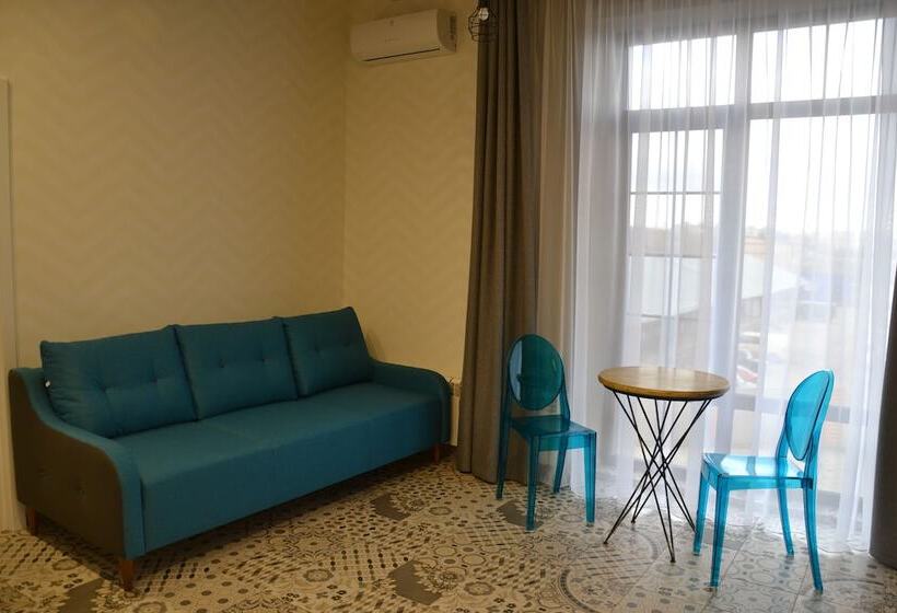 استودیو خانوادگی, Sands Of Time