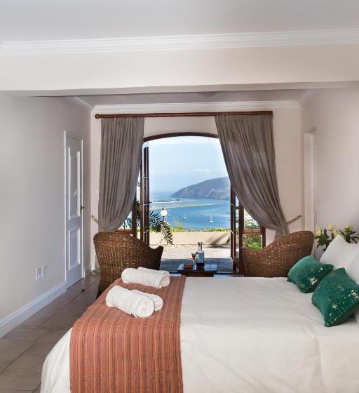 基本间, Moncrieff Manor