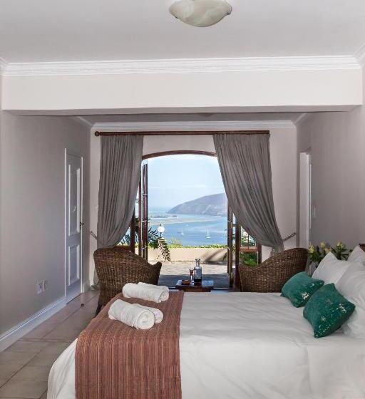 基本间, Moncrieff Manor