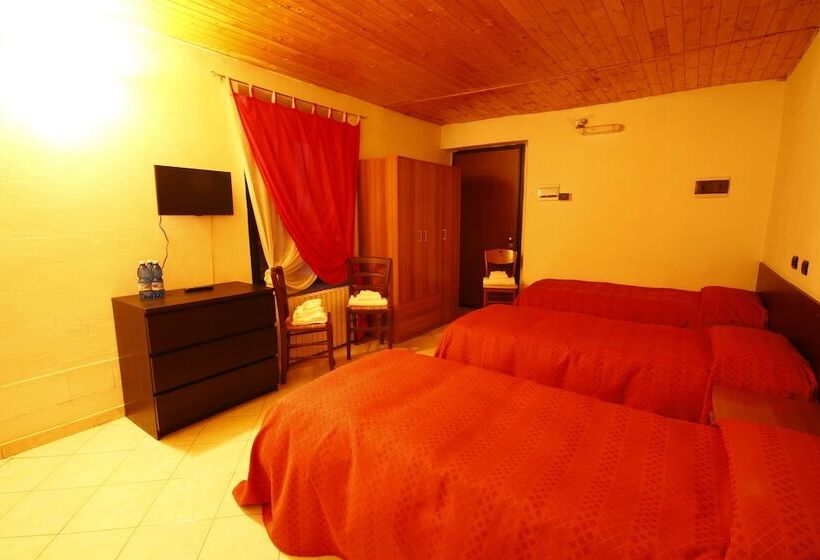 غرفة قياسية فردية, Duca Di Tromello