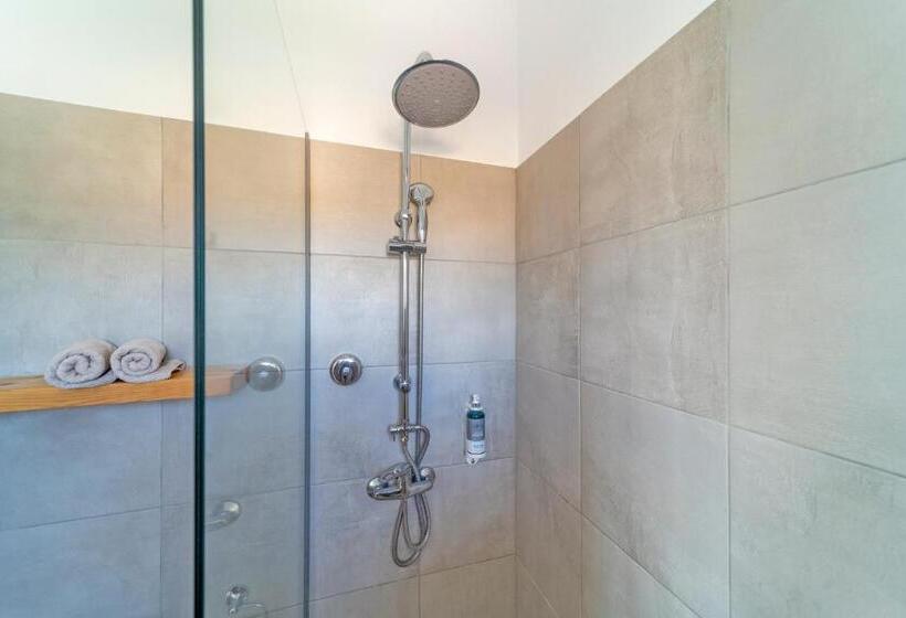 בונגלו סטנדרט 2 חדרי שינה, Eco Beach And Magic Garden