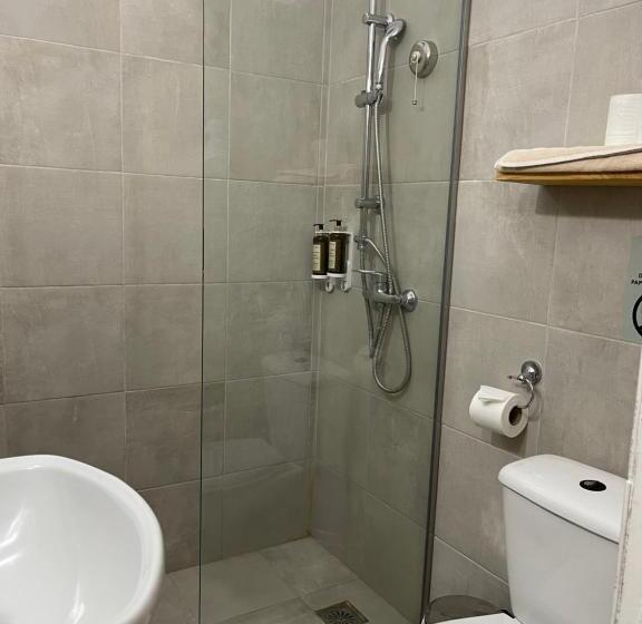 חדר משפחתי, Eco Beach And Magic Garden