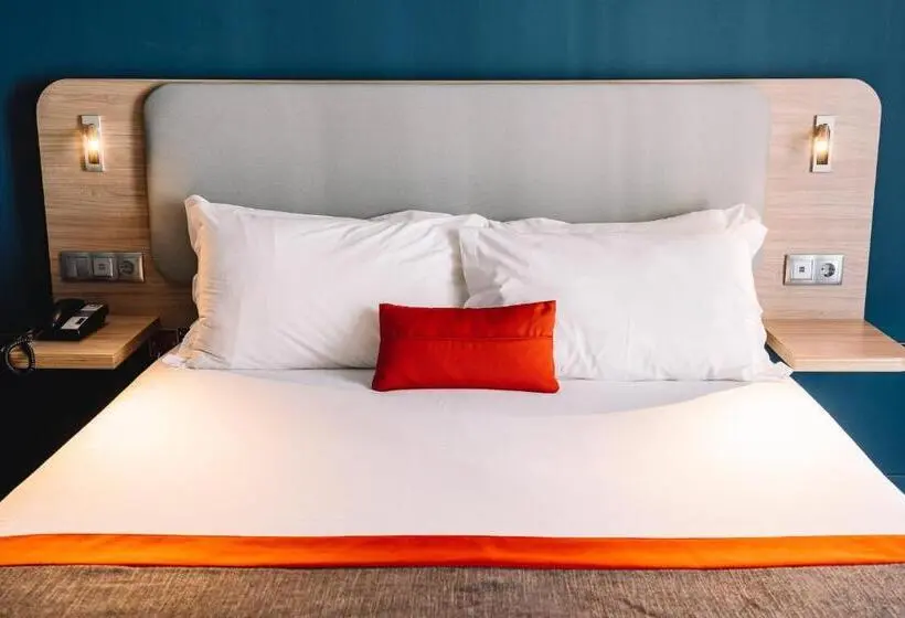 スタンダードルーム, Holiday Inn Express Porto City Centre By Ihg