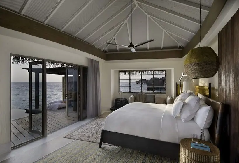 Villa 1 Makuuhuone, Intercontinental Maldives Maamunagau Resort With Club Benefits Ihg