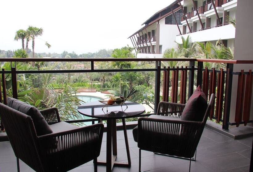 Номер Executive, Pullman Ciawi Vimala Hills Resort