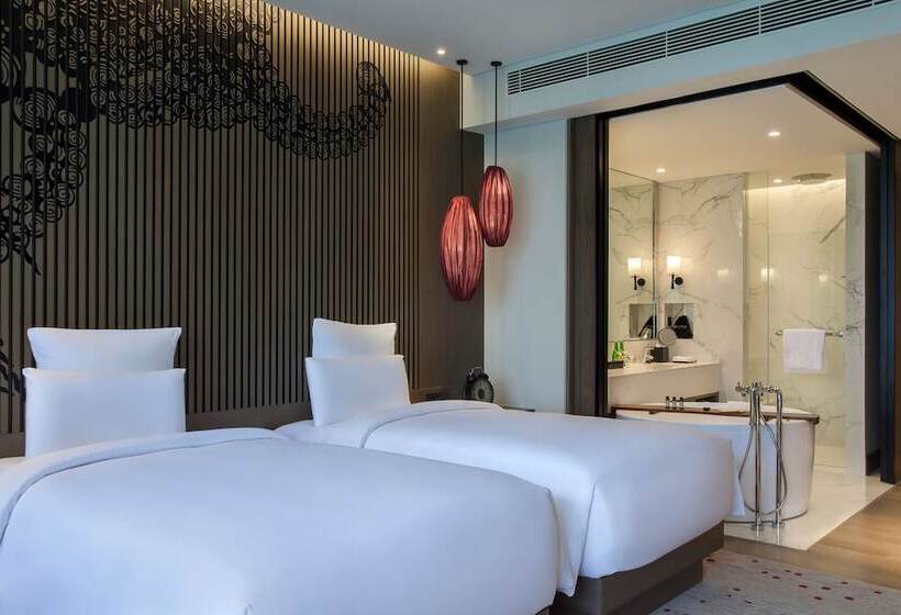 이그제큐티브 룸, Pullman Ciawi Vimala Hills Resort