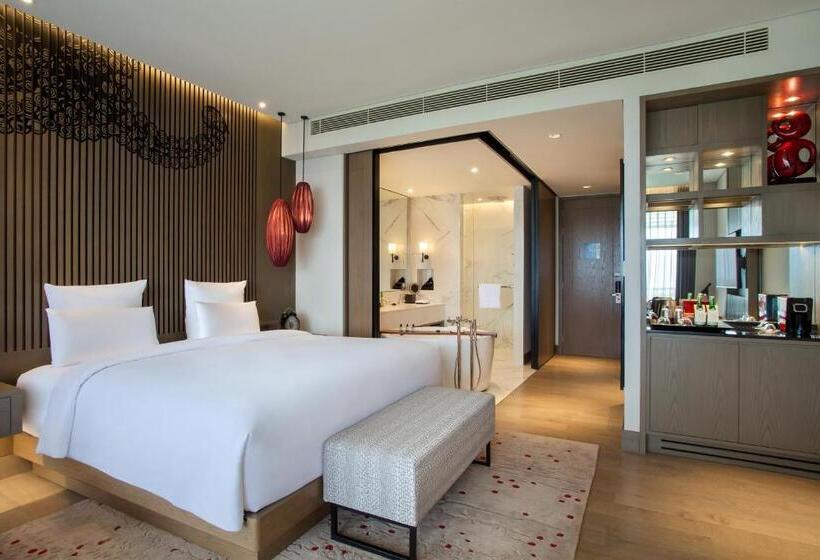 이그제큐티브 룸 킹사이즈 침대, Pullman Ciawi Vimala Hills Resort