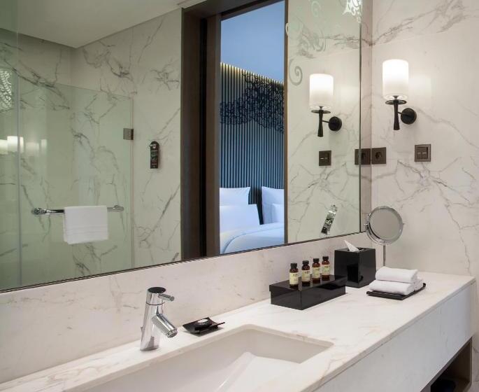 스위트 킹사이즈 침대, Pullman Ciawi Vimala Hills Resort